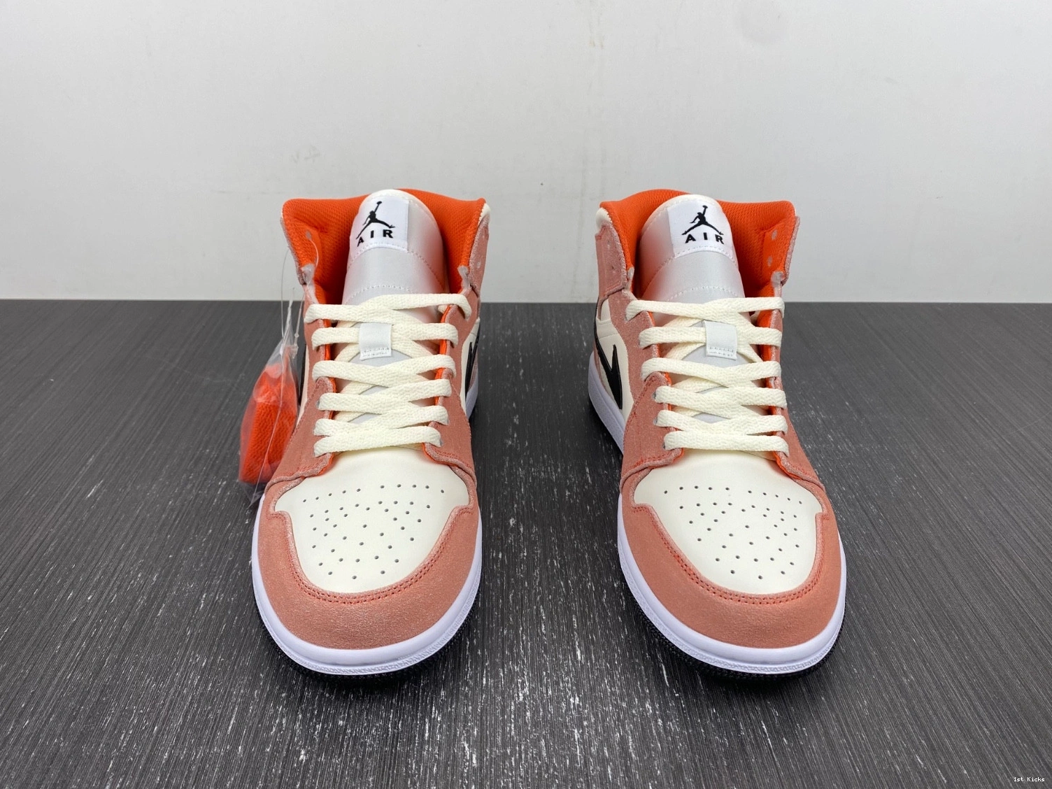 Mid Jordan DV1336-800 Orange (GS) SE 1 - Suede 0209